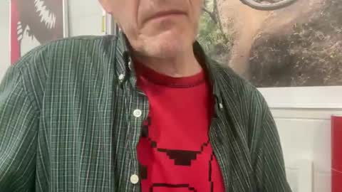 Snapshot of tauromolo chatting on 10/29/25, 12:24 tauromolo online show from 10/29/25, 12:24