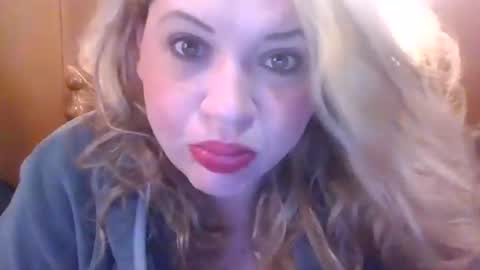 Taurus79007 online show from 10/28/25, 04:42