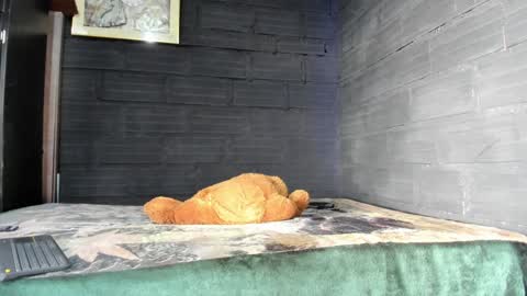  T A U R U S  online show from 01/24/25, 09:47