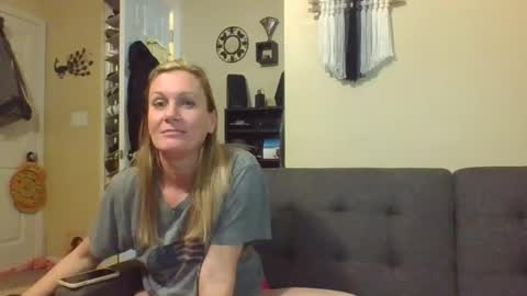 Snapshot of tawanda1980 chatting on 12/16/24, 04:02 tawanda1980 online show from 12/16/24, 04:02