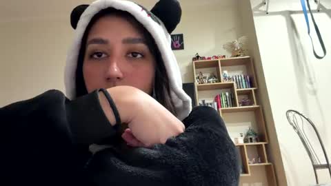Snapshot of tawnyamartinek chatting on 05/21/26, 07:15 Riza online show from 05/21/26, 07:15