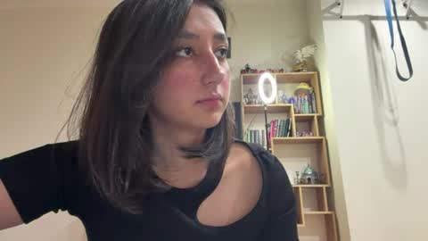 Snapshot of tawnyamartinek chatting on 05/25/26, 07:14 Riza online show from 05/25/26, 07:14