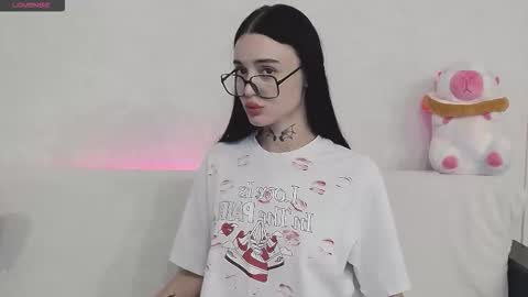 Snapshot of tayaavis chatting on 09/18/25, 03:36 Taya online show from 09/18/25, 03:36