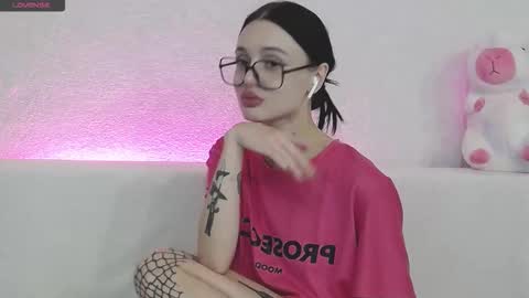 Snapshot of tayaavis chatting on 09/29/25, 07:19 Taya online show from 09/29/25, 07:19