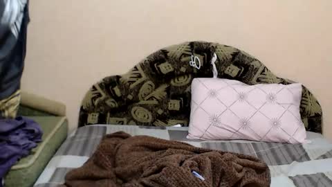 Snapshot of tayagirl chatting on 11/26/25, 05:36 Taya online show from 11/26/25, 05:36