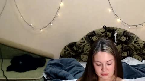 Taya online show from 03/24/26, 02:33