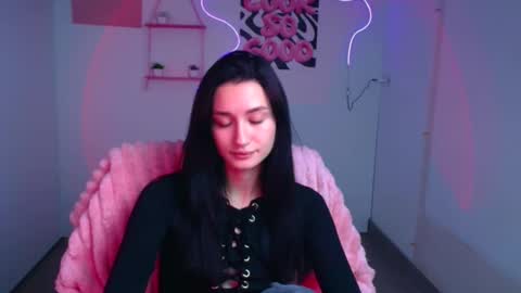 Taya online show from 11/11/25, 06:35