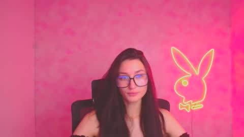 Taya online show from 11/22/25, 06:23