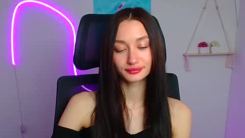 Taya online show from 04/15/26, 05:47