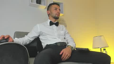 tayer_bennet online show from 09/11/25, 03:28