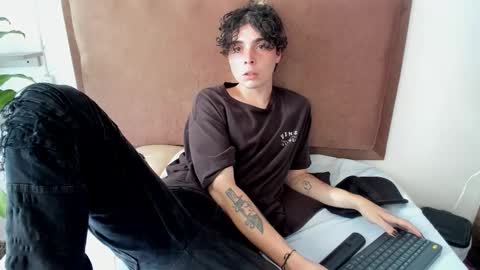     online show from 02/04/26, 09:20