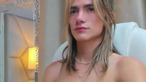 Snapshot of tayler_swift1 chatting on 03/02/25, 03:59 tayler_swift1 online show from 03/02/25, 03:59