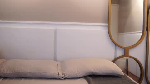 Snapshot of taylerkim chatting on 10/23/25, 06:28 Teylor Kim online show from 10/23/25, 06:28