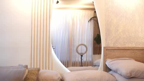 Snapshot of taylerkim chatting on 11/08/25, 07:34 Teylor Kim online show from 11/08/25, 07:34