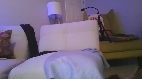 taylor19710 online show from 11/11/25, 12:05