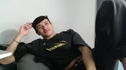 independent model online show from 07/02/26, 05:13