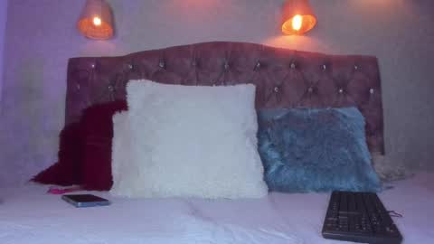 Taylor Duran. online show from 01/29/25, 11:51