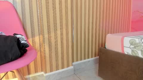 Sarah  online show from 03/11/25, 07:25