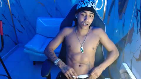 Taylor online show from 02/22/26, 01:51