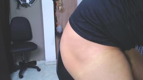 taylor_collins_2 online show from 10/29/25, 05:25