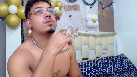 taylor_collins_2 online show from 11/15/25, 10:15