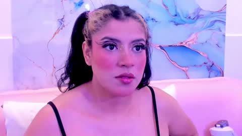 Snapshot of taylor_cupper_ chatting on 10/23/25, 04:01 taylor_cupper_ online show from 10/23/25, 04:01