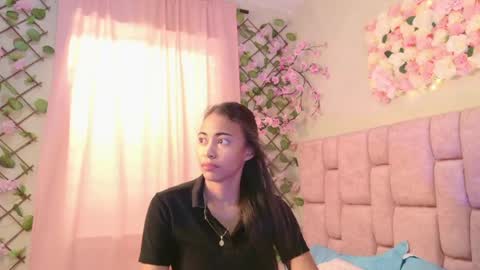 taylorcollinss online show from 06/01/26, 01:13