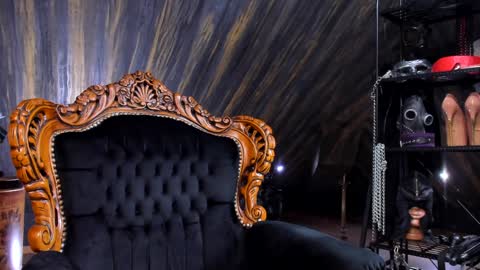 Snapshot of taylorfemdom chatting on 01/12/25, 11:47 Mistress Taylor online show from 01/12/25, 11:47