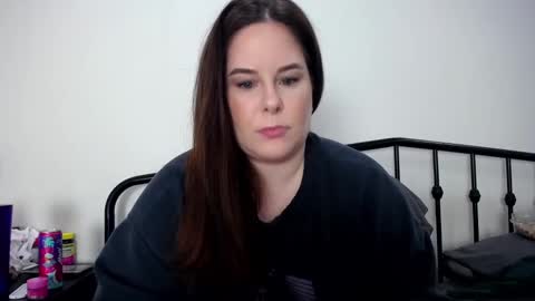 Snapshot of taylormichaels87 chatting on 10/01/25, 05:30 Taylor Michaels online show from 10/01/25, 05:30