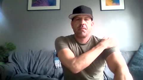 Snapshot of taylors2822 chatting on 07/17/26, 11:39 taylors2822 online show from 07/17/26, 11:39