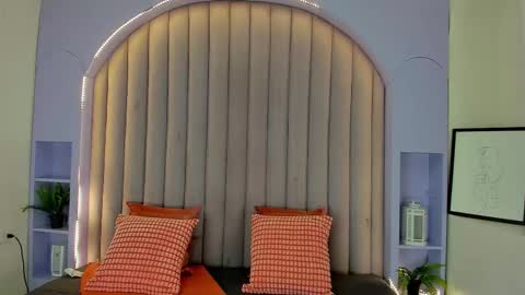 TAYLOR  online show from 09/13/25, 11:32