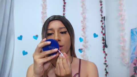 Snapshot of taylorsweet1111 chatting on 11/15/25, 01:47 Taylorsweet1111 online show from 11/15/25, 01:47