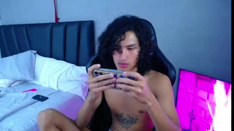 Tayron online show from 04/16/26, 06:41