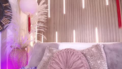 Sofia online show from 04/02/26, 08:17