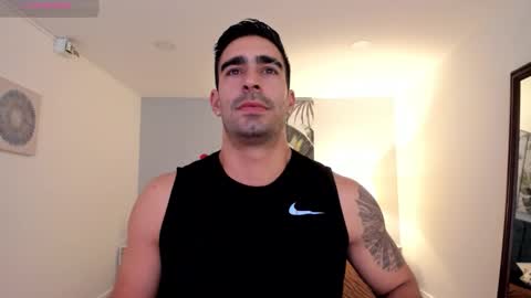 Snapshot of tbastian chatting on 11/21/25, 09:13 BASTIAN online show from 11/21/25, 09:13