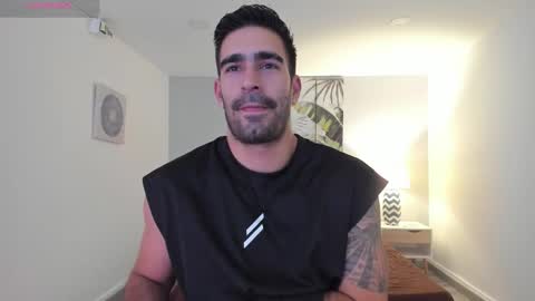 Snapshot of tbastian chatting on 11/28/25, 08:11 BASTIAN online show from 11/28/25, 08:11