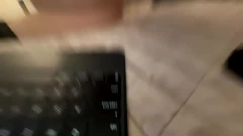 tbennett575788 online show from 12/25/24, 04:33