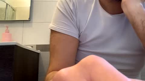 Tbest1986 online show from 04/18/26, 09:13