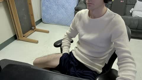 Snapshot of tbone_93 chatting on 12/23/24, 02:28 Tbone online show from 12/23/24, 02:28