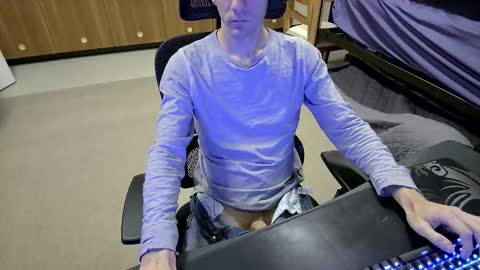 Snapshot of tbone_93 chatting on 10/29/25, 12:24 Tbone online show from 10/29/25, 12:24