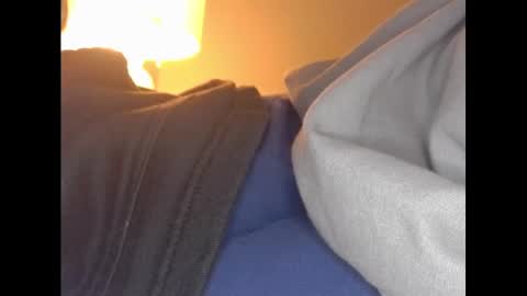 Snapshot of tboy71 chatting on 01/19/25, 01:43 tboy71 online show from 01/19/25, 01:43