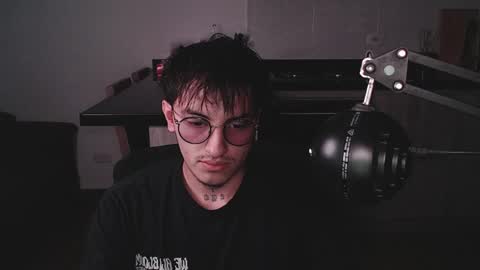 Teo independent model online show from 03/30/26, 03:40