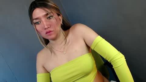 ellaine online show from 01/05/25, 11:01