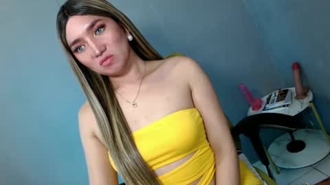 ellaine online show from 02/01/25, 01:02