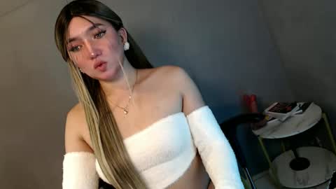 ellaine online show from 02/28/25, 02:09