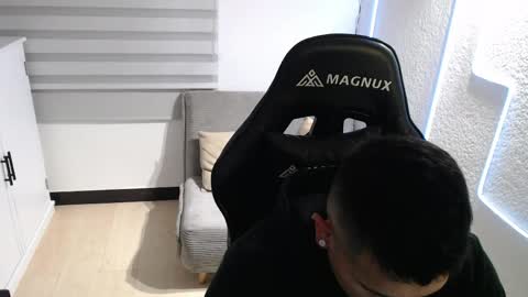 DYNAMITE DUO69 online show from 04/08/26, 12:05