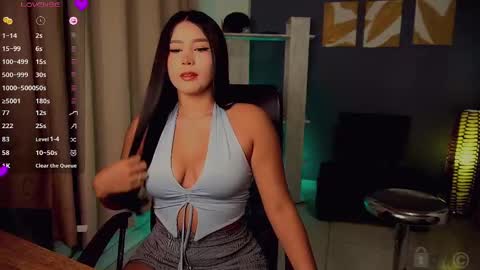 Snapshot of team_soler chatting on 03/03/25, 01:31 Loren Soler Sophie Soler 19 years online show from 03/03/25, 01:31