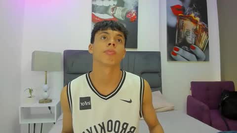 Team Twinks online show from 11/03/25, 11:11