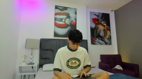 Team Twinks online show from 11/04/25, 11:09