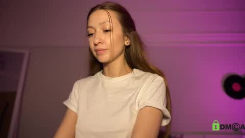 call me Eva     online show from 05/25/26, 07:20